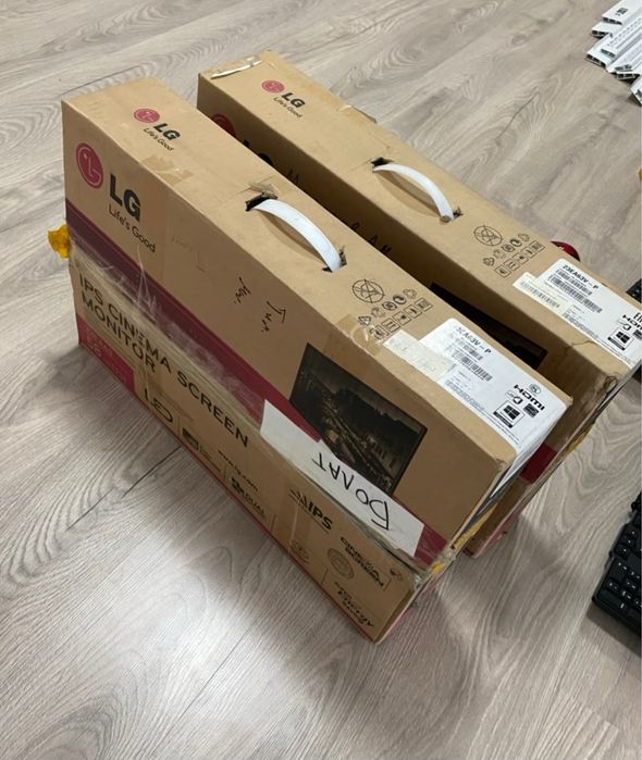 Монитор LG 1 шт б/у