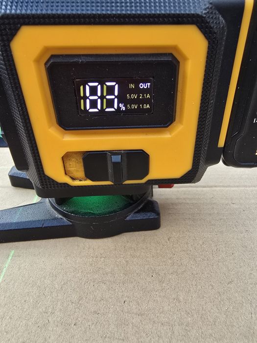 Laser cu lumina verde 4x360°
