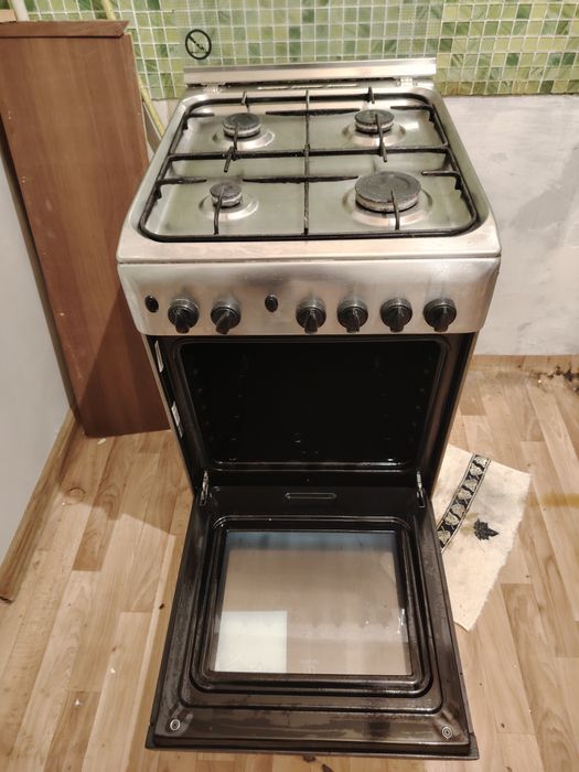 Продам. Всё работает.