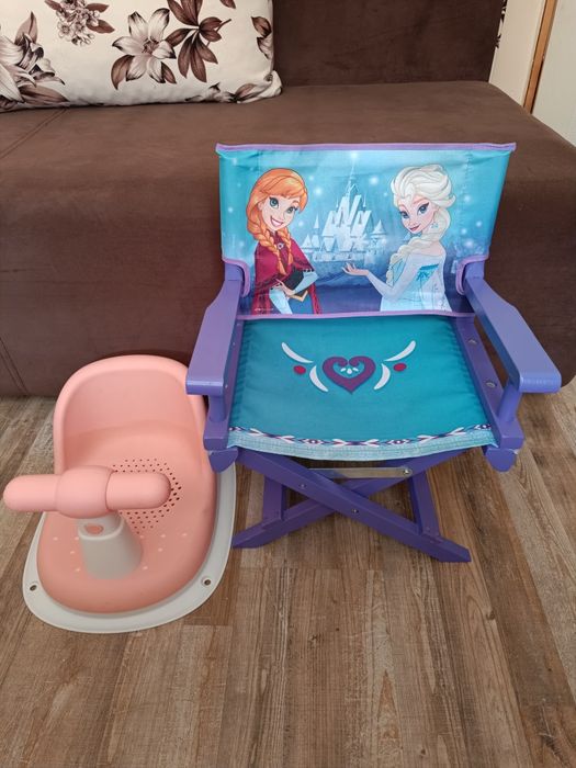 Лот от две столчета