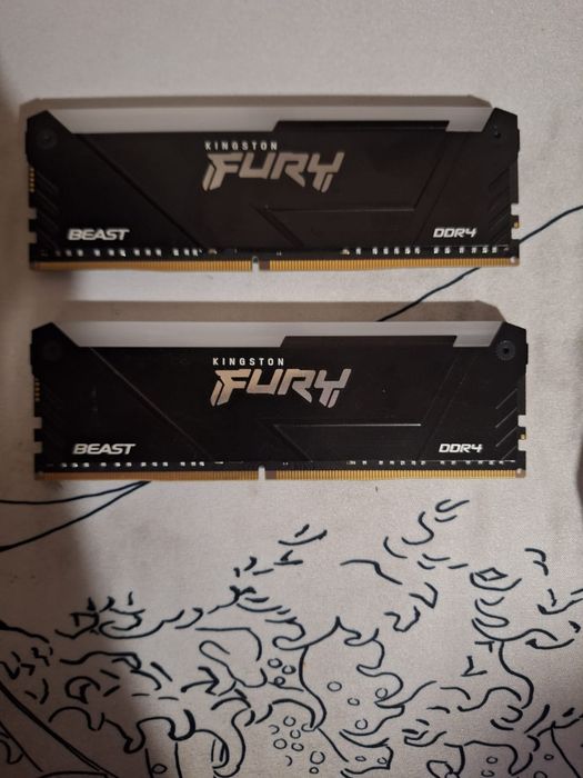 Срочно продам недорого
Описание Продам 
Kingston FURY B