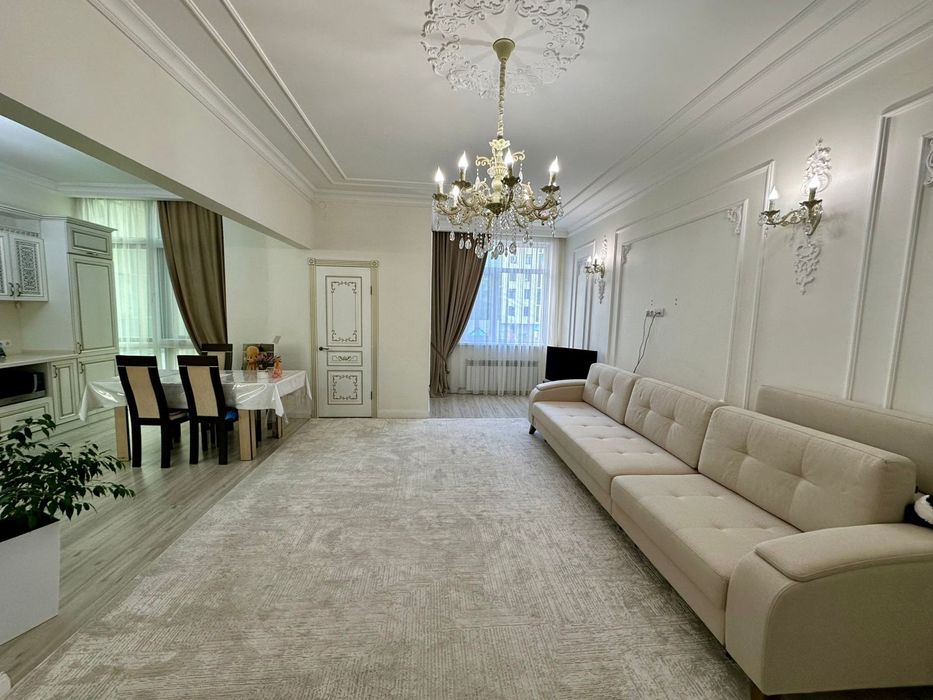 Ковер в идеальном состоянии!