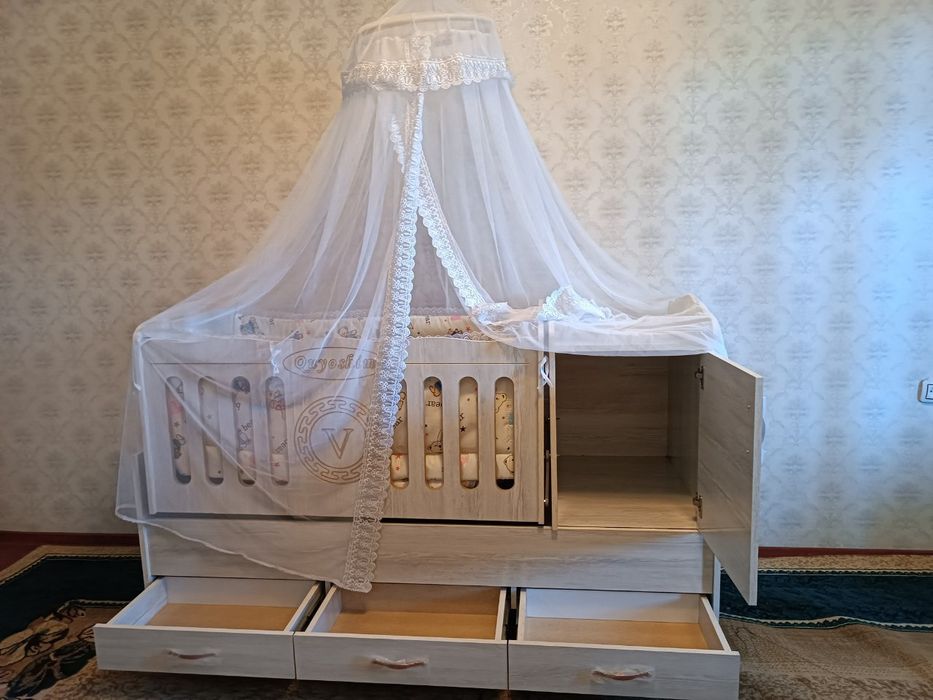 Yengi ishlatilmagan krovat beshik bolla uchun