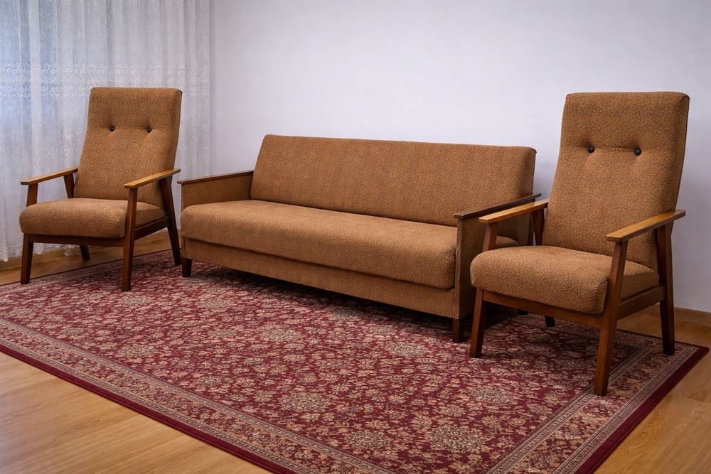 СРОЧНО продаётся комплект мебели