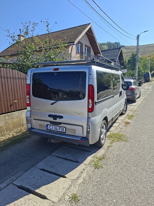 RENAULT Trafic 2011 — imagine 2