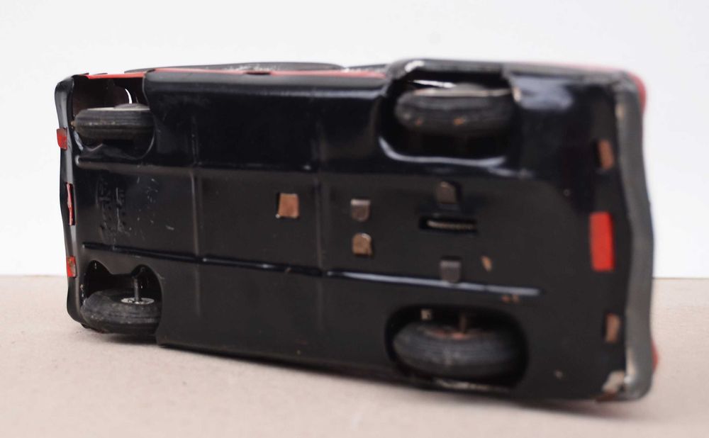 Jucarie veche din tabla - pontiac Deluxe MINISTER 1953