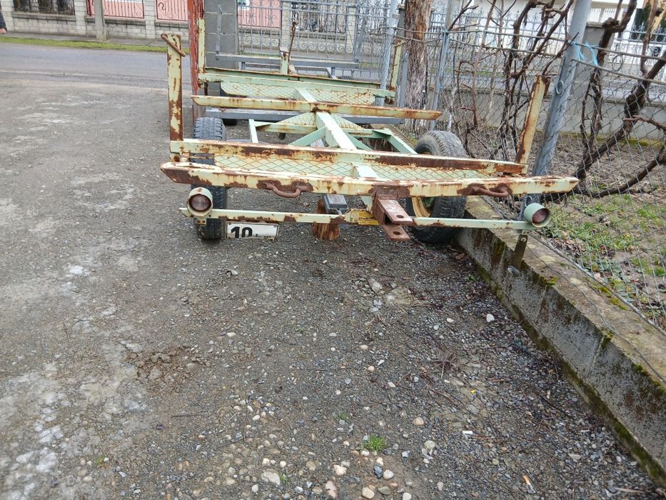 Vând remorci. Preț negociabil