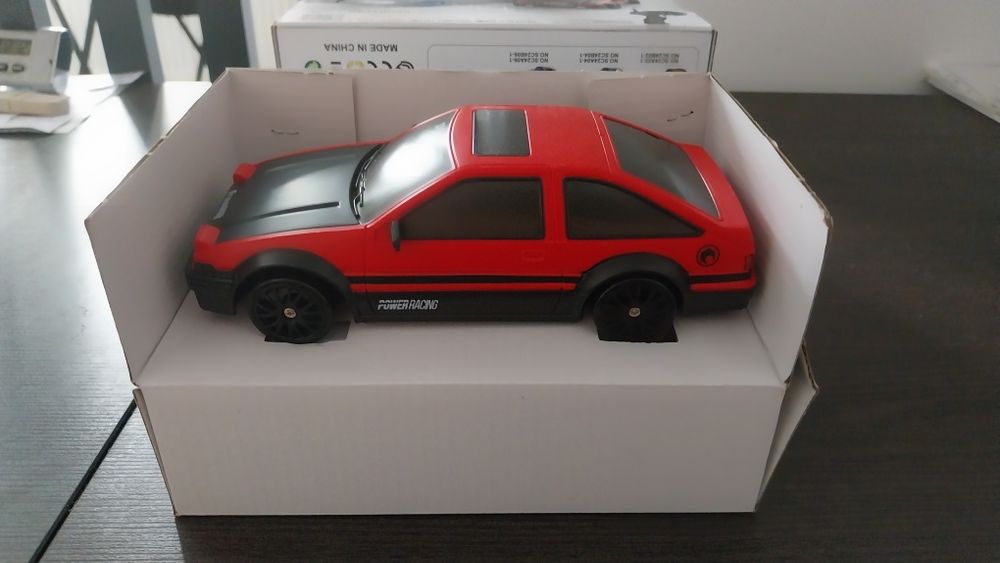 Vand masinuta drift, telecomanda, sigilata, 2 ani garantie