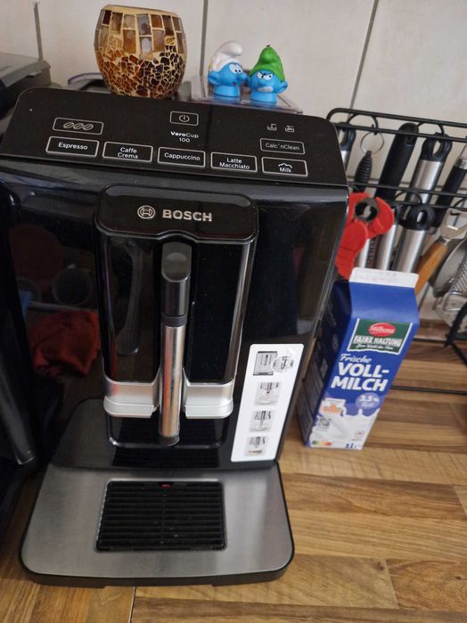 Aparat de Cafea vollautomat in stare excelenta