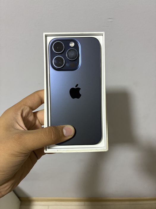 IPHONE 15 PRO 256 gb