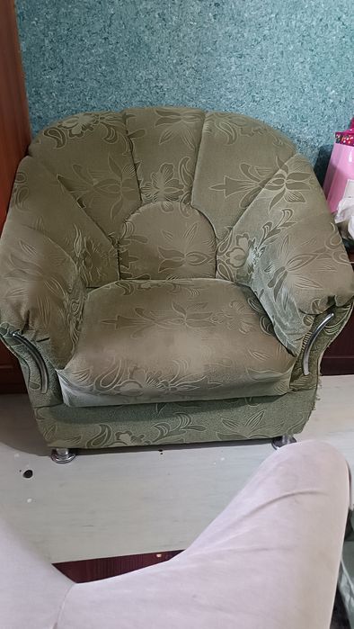 Продам кресло 2 шт б/у