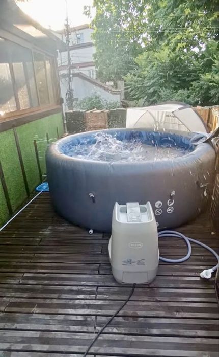 Надуваемо джакузи Santorini Lay-Z-Spa Hydrojet Bestway