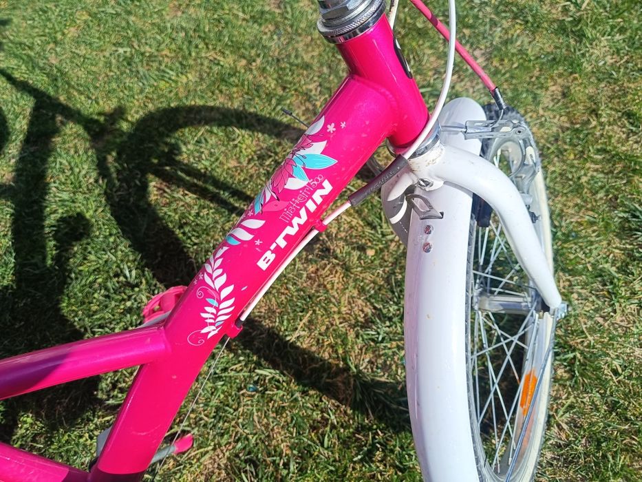 Vând bicicleta BTWIN 20"