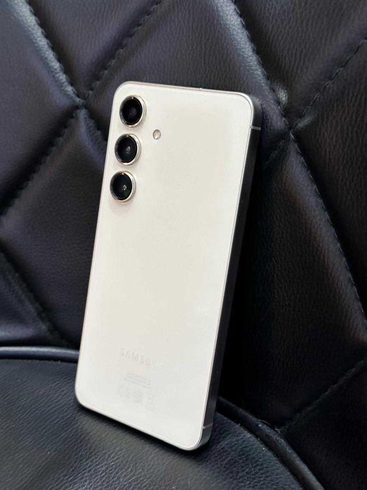 Samsung S24  8/128GB