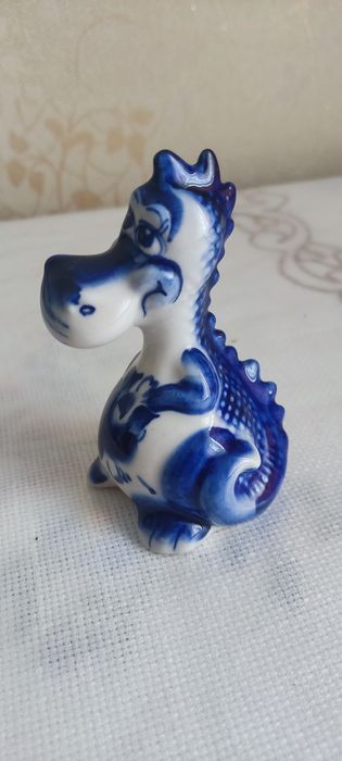 Гжель фигурки фарфоровые