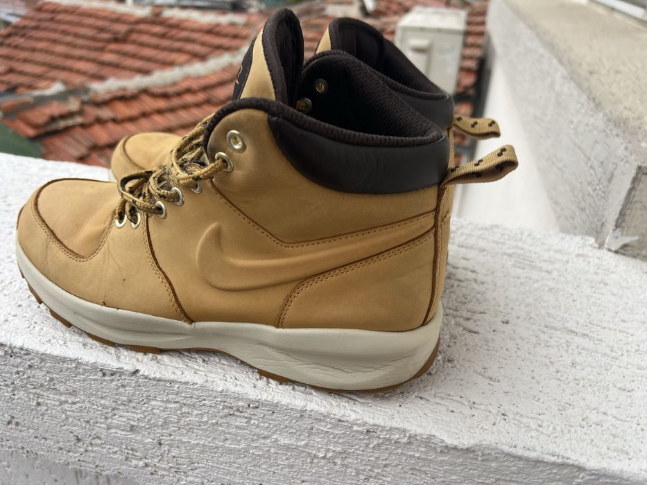 Nike Manoa 43 Mid