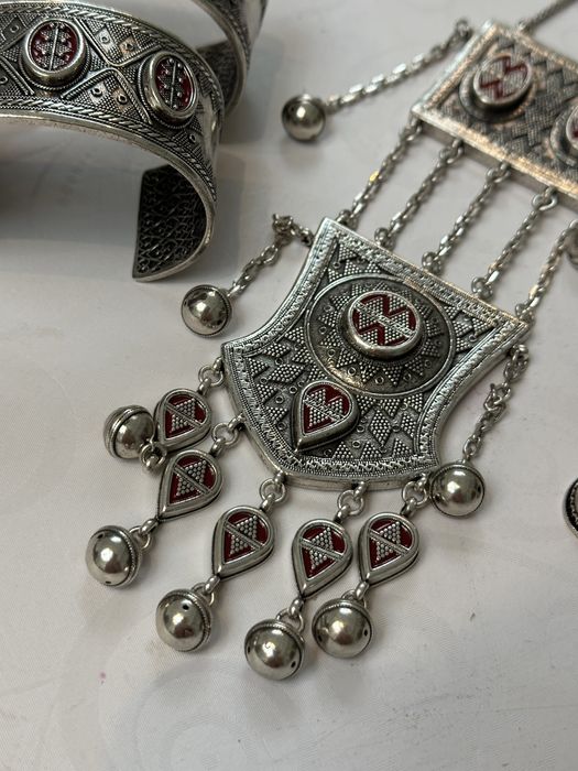 Продам серебро набор