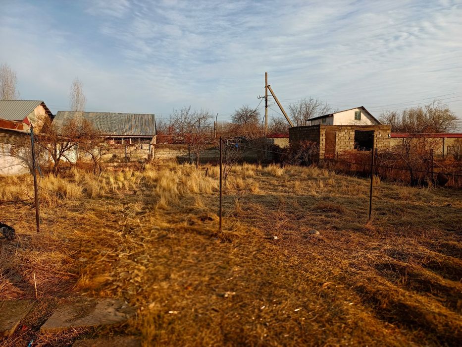 Продам землю под строительство