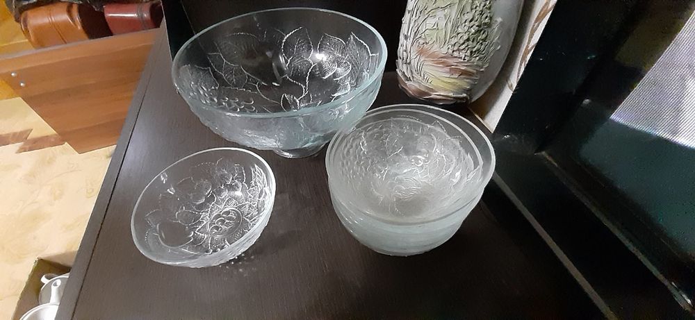 Блюда. Конфетницы, посуда