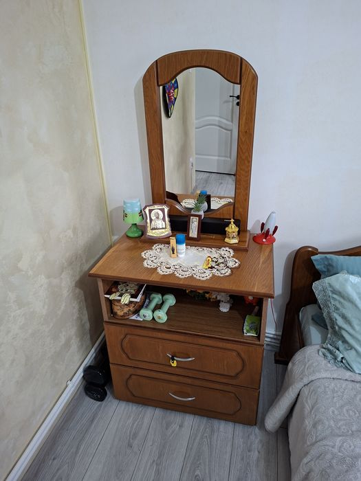 Vand comoda dormitor