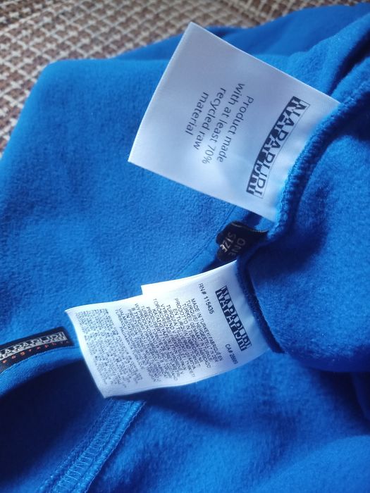 Продам балаклаву Napapijri