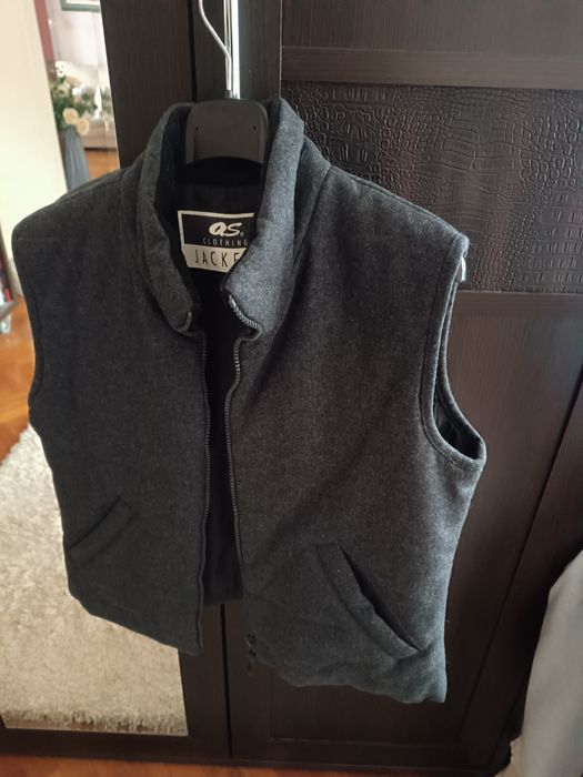 Детска топла шуба без ръкав с цип