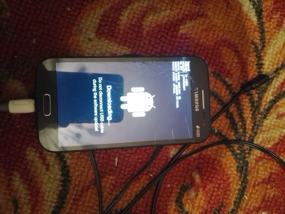 Телефоны с дефектами.