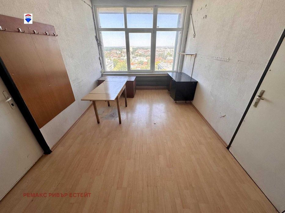 Офис под наем кв. Широк център