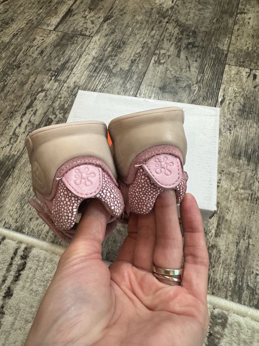 Pantofi piele roz fetite Biomecanics, marime 18