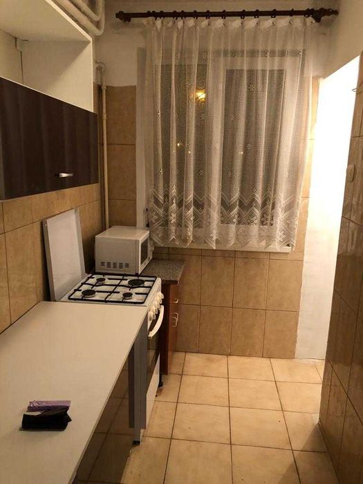 Garsonieră de închiriat Drumul Taberei Aleea Muntelui 38 mp.