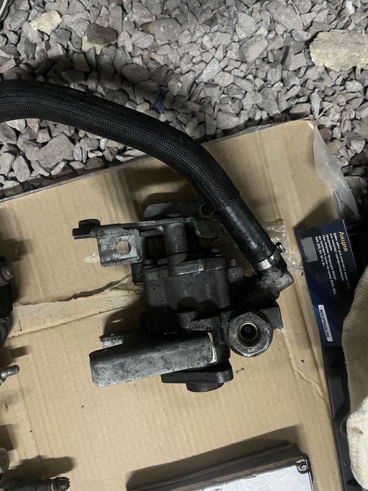 Бмв Е39 запчасти разные