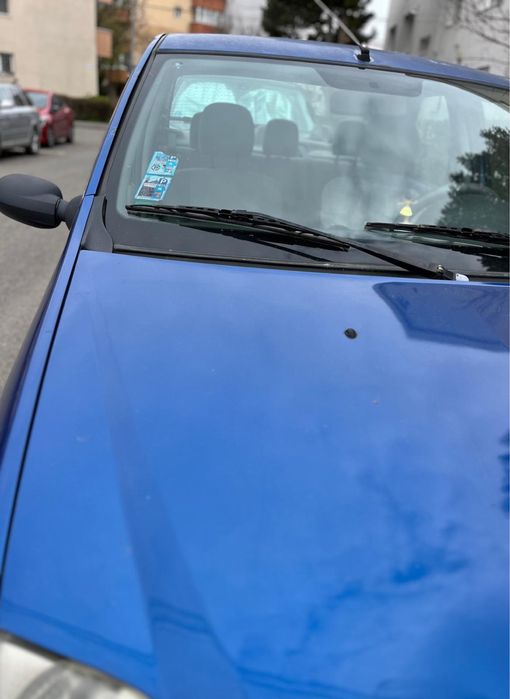 Vand Dacia Logan, albastra