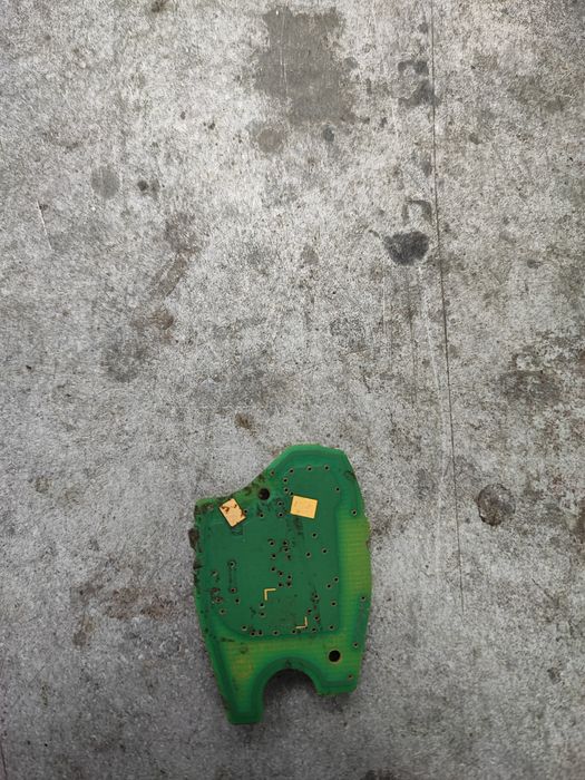 Продам брелок Логан 2 брелок с кнопками