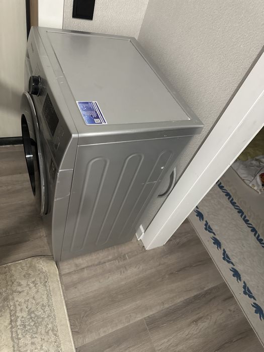 Продам стиральную машину