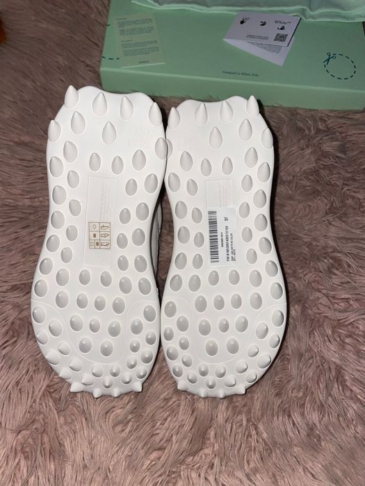 Off White Odsy 1000