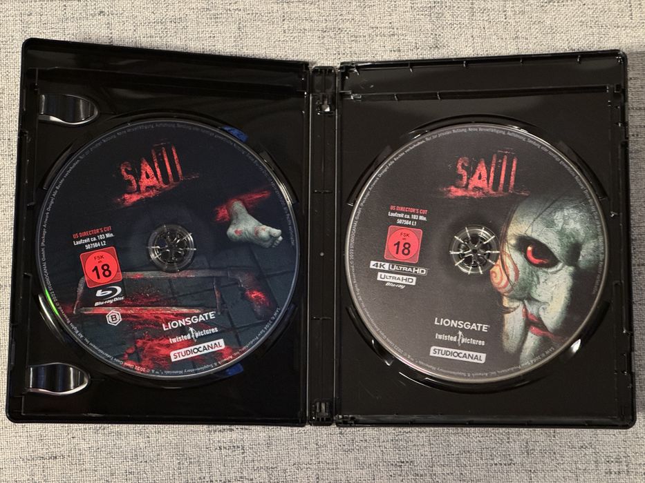 Saw 4k blu ray + 1080p blu ray
