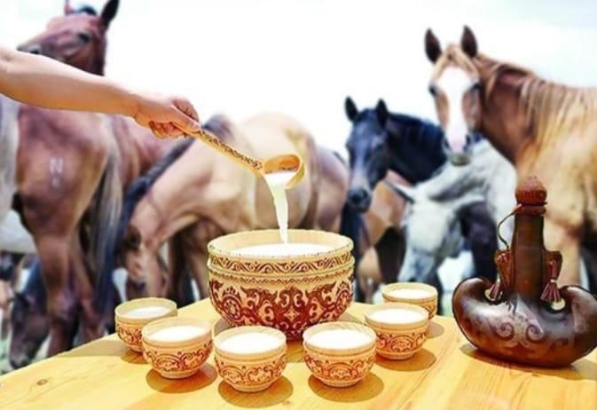 Ағаш күбілер қымыз