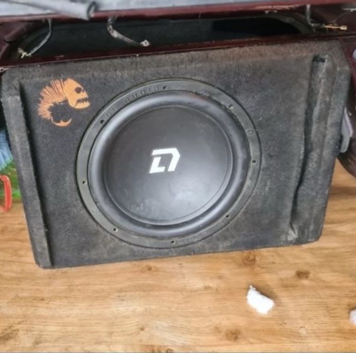 Сабвуфер пиранья