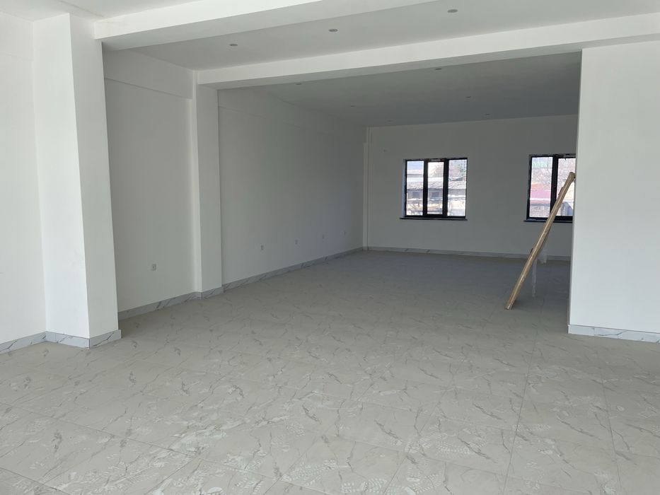 Продам магазин Шайхотохур р-н 107кв вдоль дороги