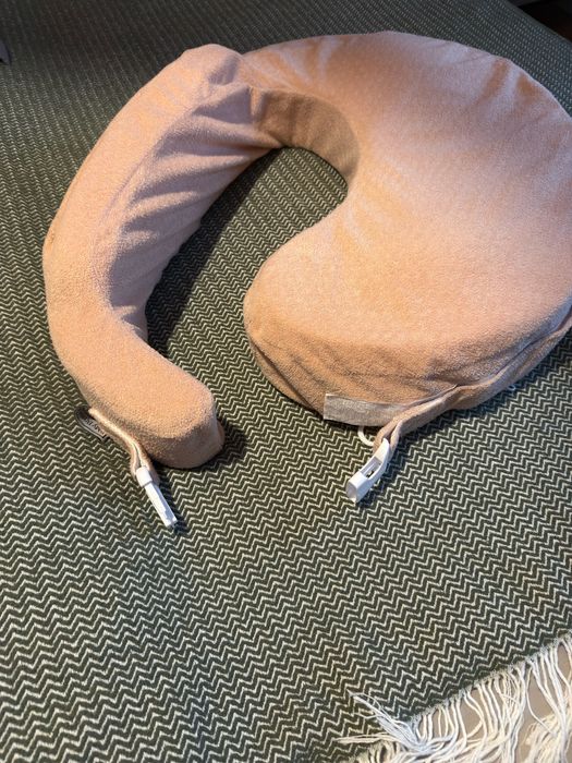 My brest Friend възглавница за кърмене.