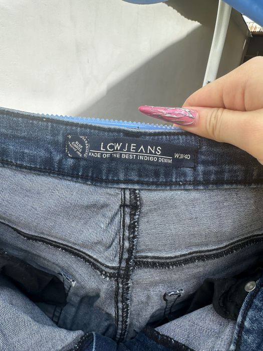 джинсы  женские.