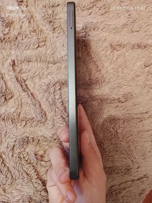 Продам новый телефон realmi note 50