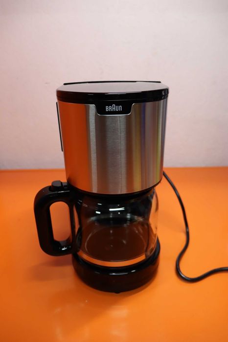 Кафемашина Braun PurShine KF 1500 BK – филтърна кафемашина със стъклена кана С ДЕФЕКТ