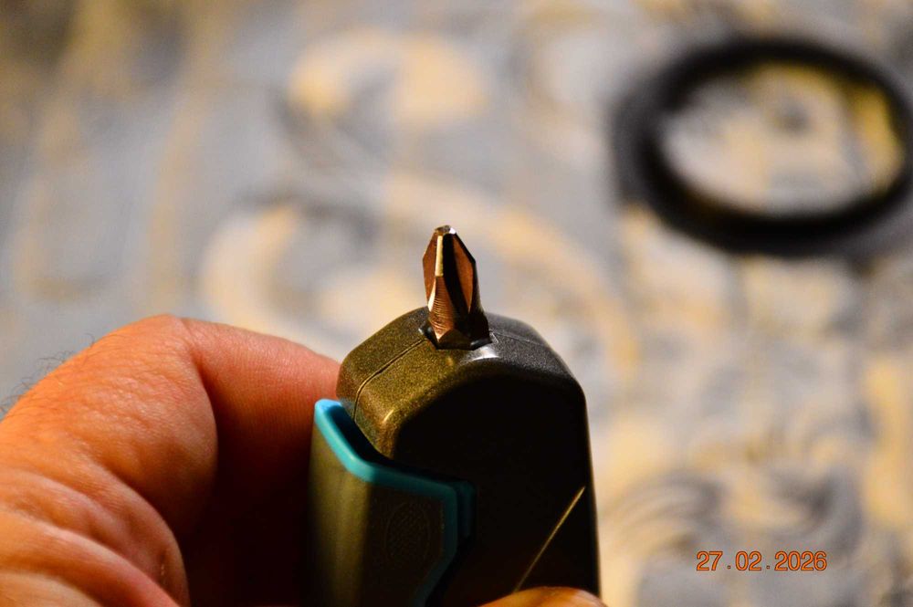 Оzbek tilini bilmayman - строительный нож  (смотрите описание, фото)