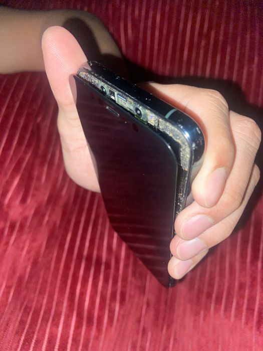 продам iPhone 11 Pro