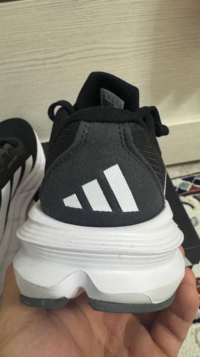 Кроссовки адидас орига