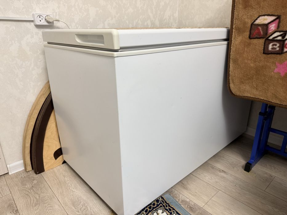 Продам морозильник Бирюса