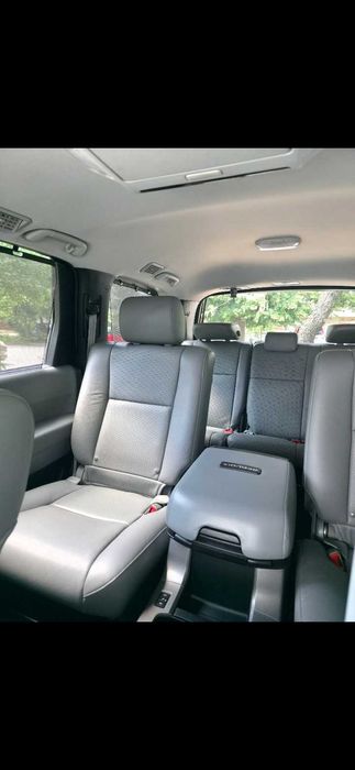 Toyota sequoia Platinum