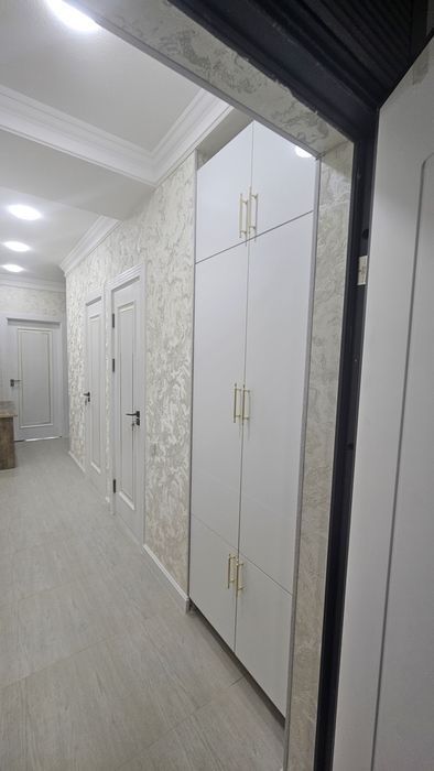 Продаётся Своя 3 комн.на Новостройке Vegas Tower. 4 этаж с балконом