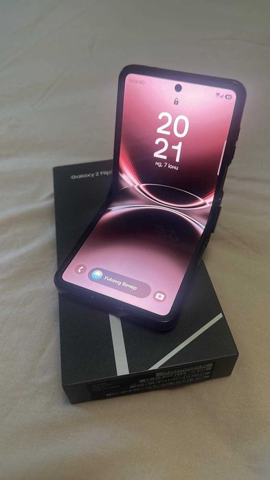 Нов!Samsung Galaxy Z Flip7